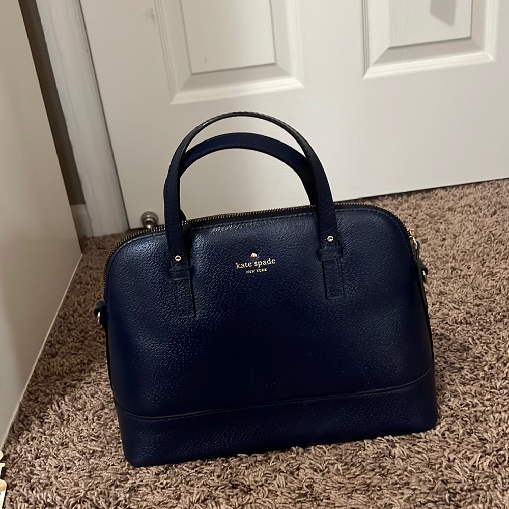 Medium Kate Spade purse